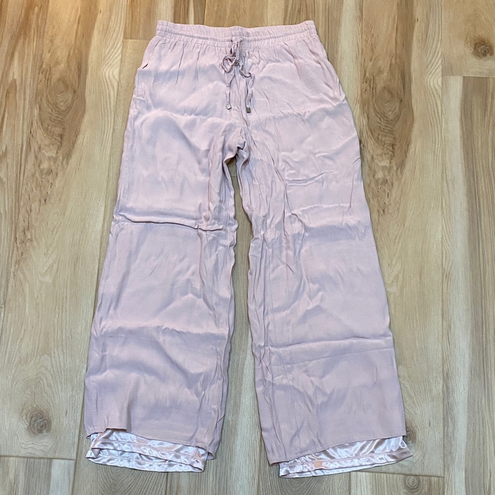 💥5 for $18💥 Light Pink Satin-Trim layered Pants with Drawstring